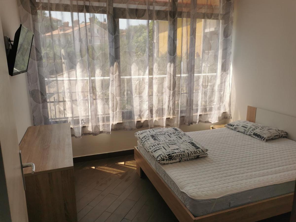 Ferienwohnung Portofino App Izola Exterior foto